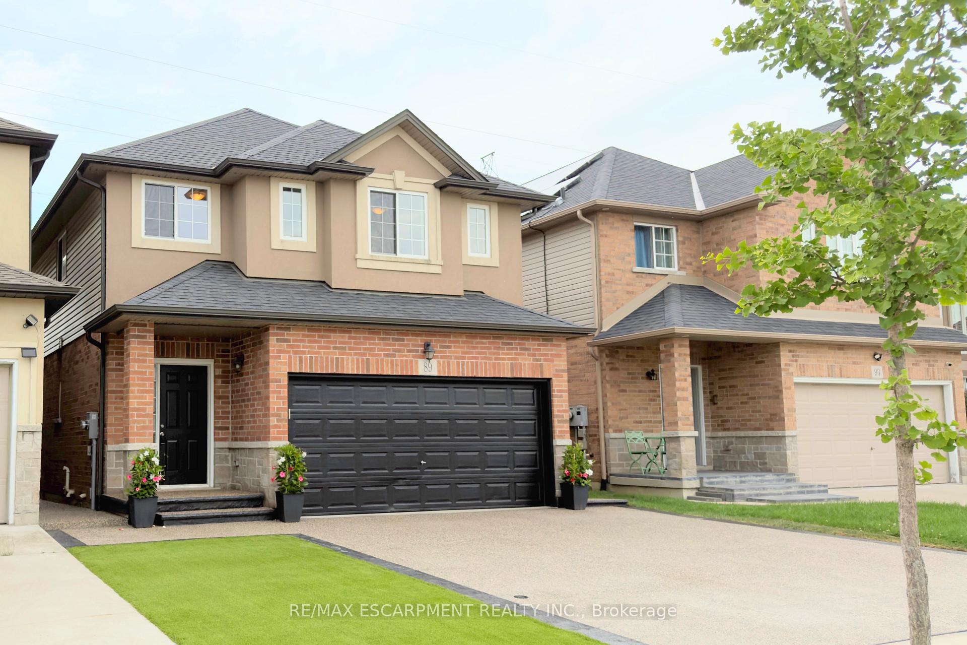 Photo 4 of 698 York Road, Hamilton, Dundas — HOMEH