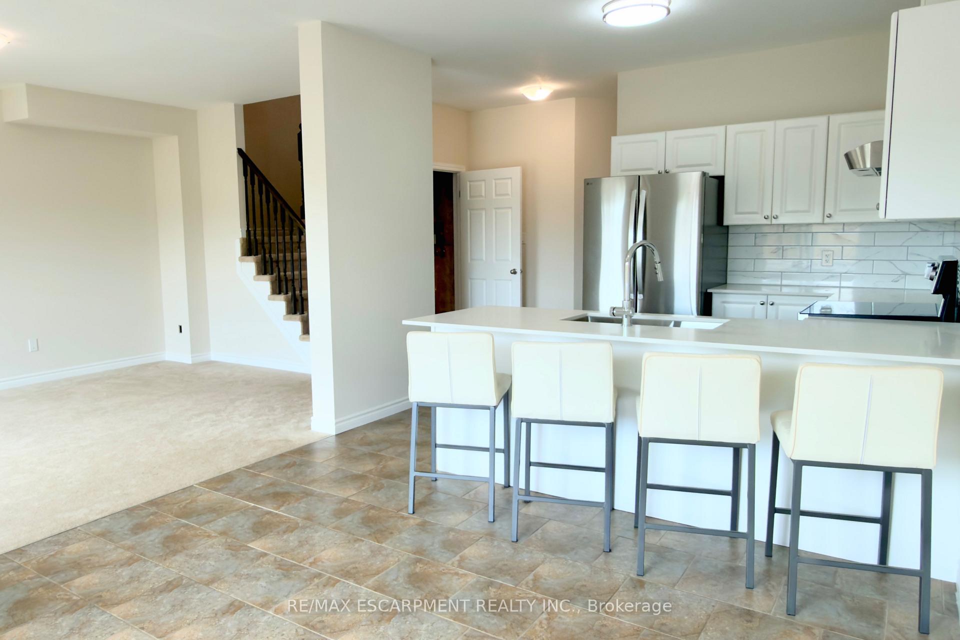 Photo 31 of 698 York Road, Hamilton, Dundas — HOMEH