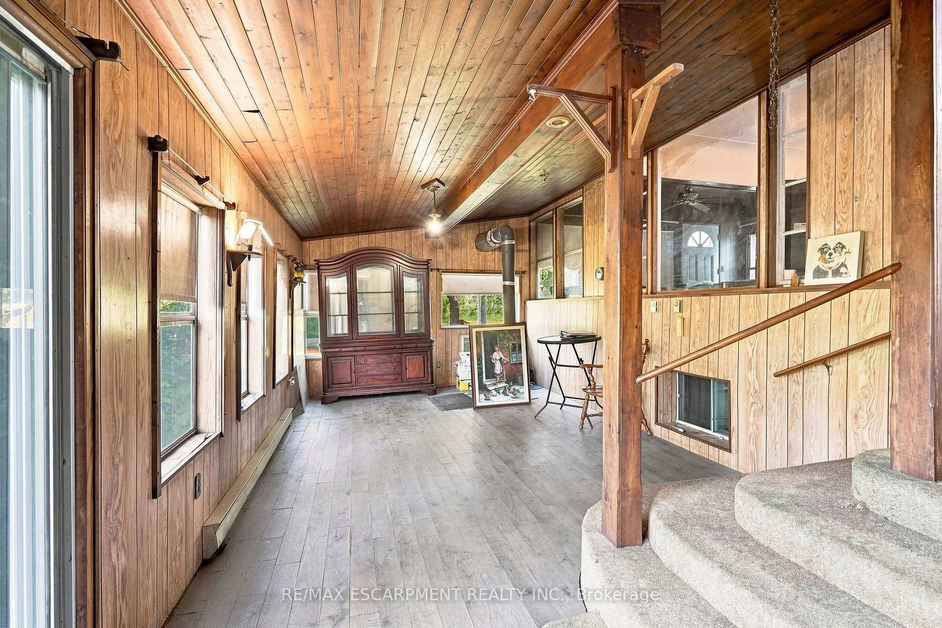 Photo 23 of 698 York Road, Hamilton, Dundas — HOMEH