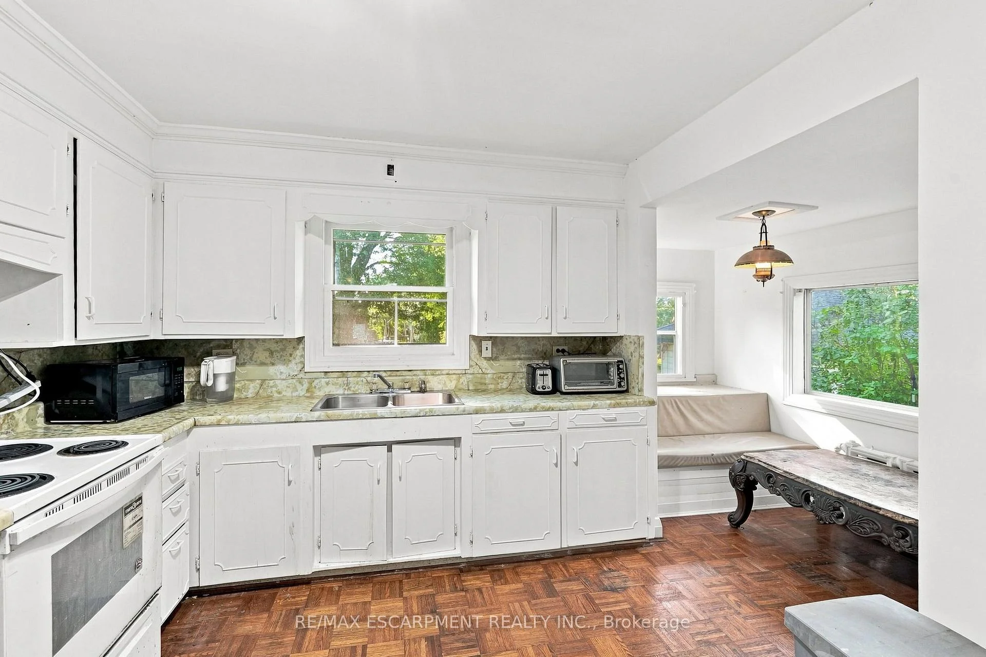 Photo 35 of 698 York Road, Hamilton, Dundas — HOMEH