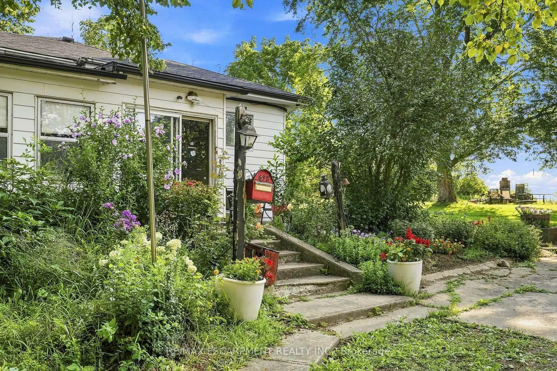 Photo 87 of 698 York Road, Hamilton, Dundas — HOMEH