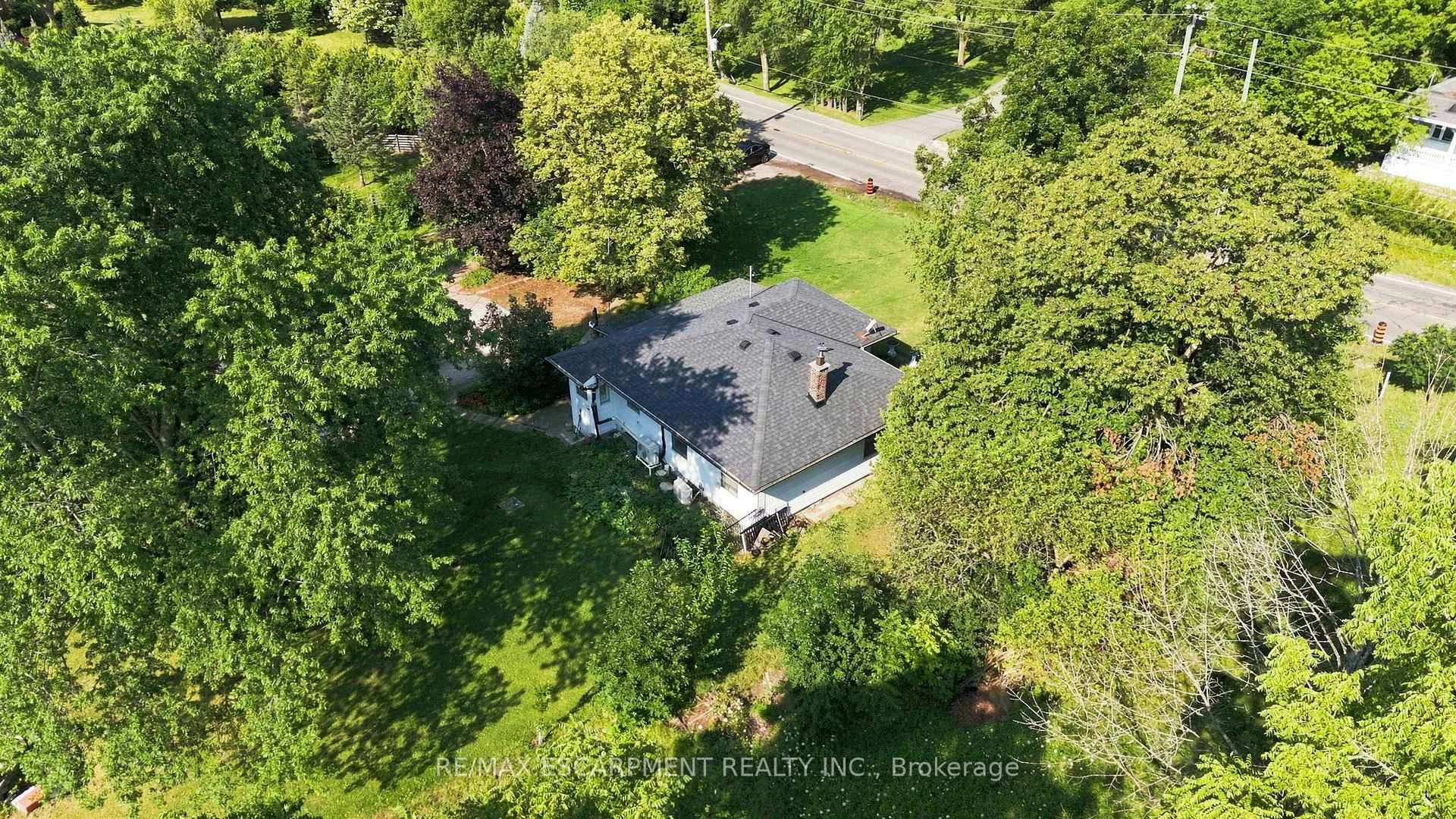 Photo 98 of 698 York Road, Hamilton, Dundas — HOMEH
