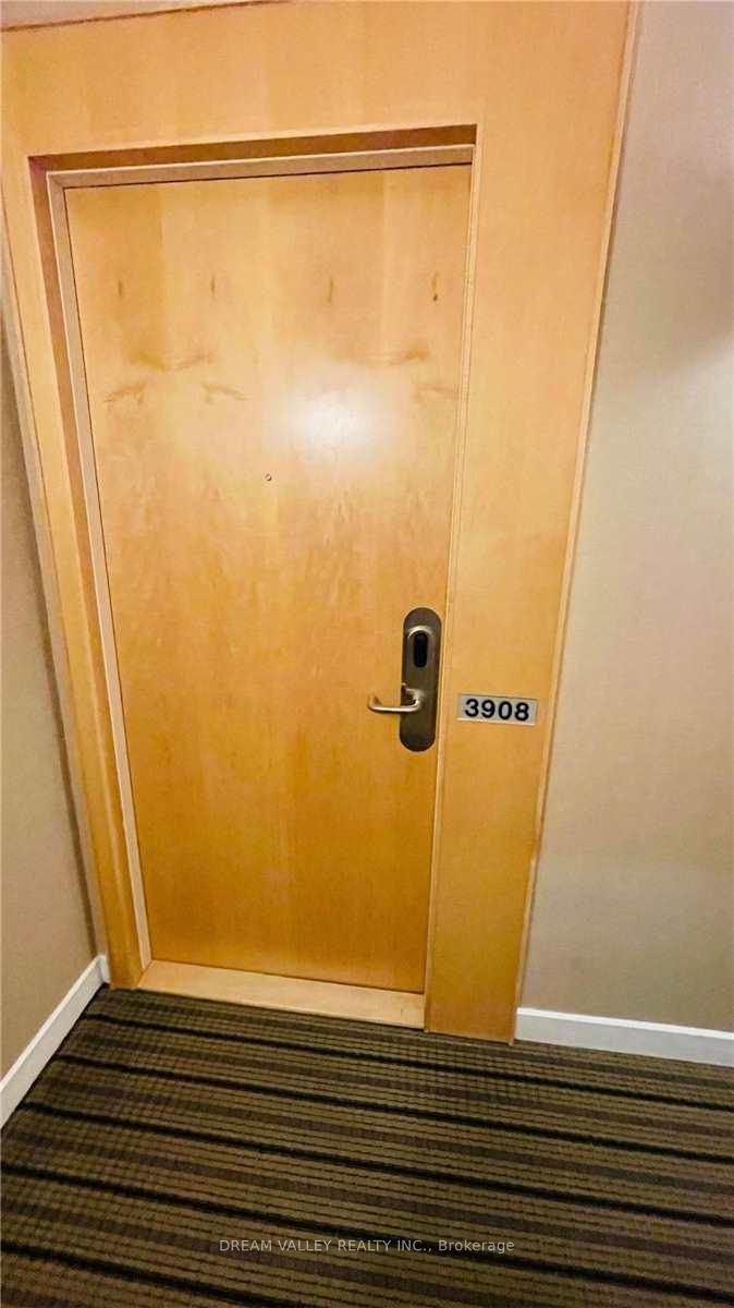 Photo 16 of Unit 3908, 65 Bremner Boulevard, Toronto, Waterfront Communities — HOMEH