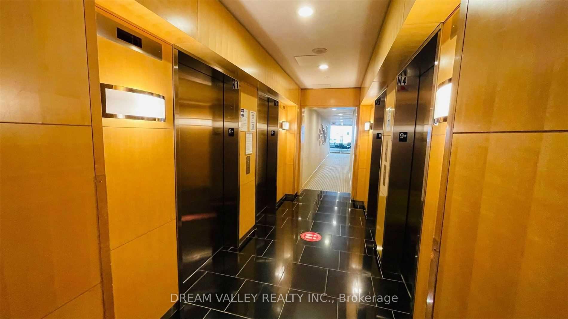 Photo 17 of Unit 3908, 65 Bremner Boulevard, Toronto, Waterfront Communities — HOMEH