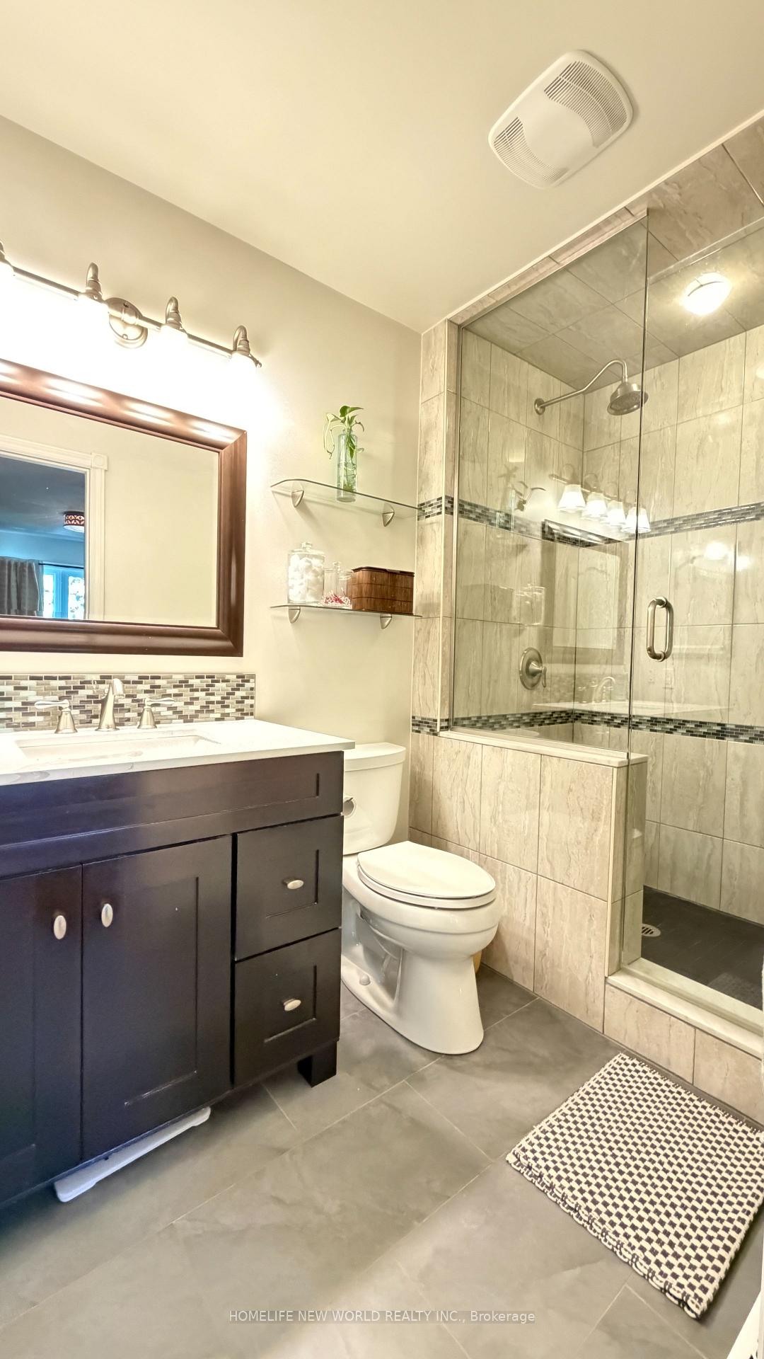 Photo 14 of 5 Doral Gate, Markham, Royal Orchard — HOMEH