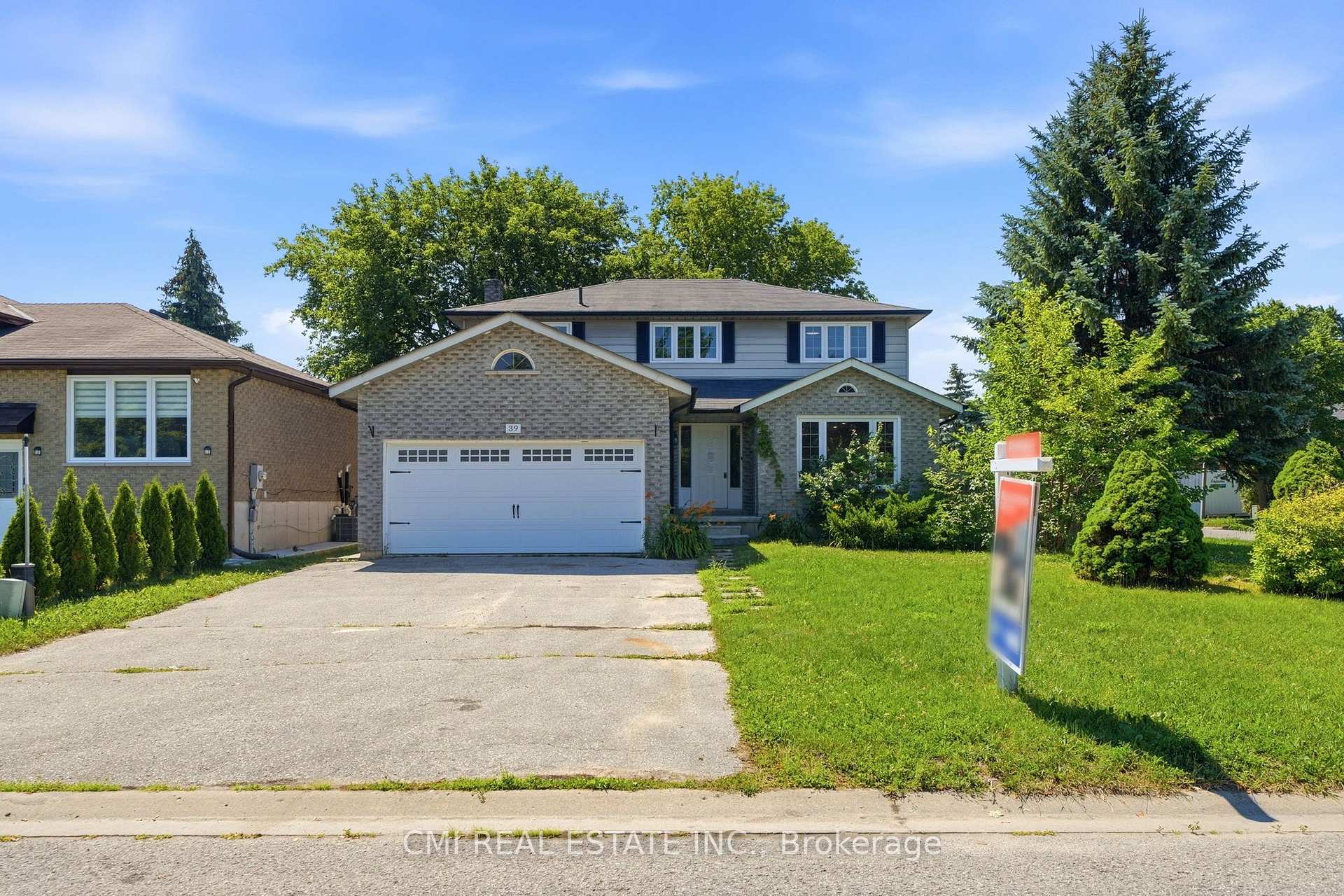 Photo 2 of 39 Camrose Drive, Georgina, Keswick South — HOMEH