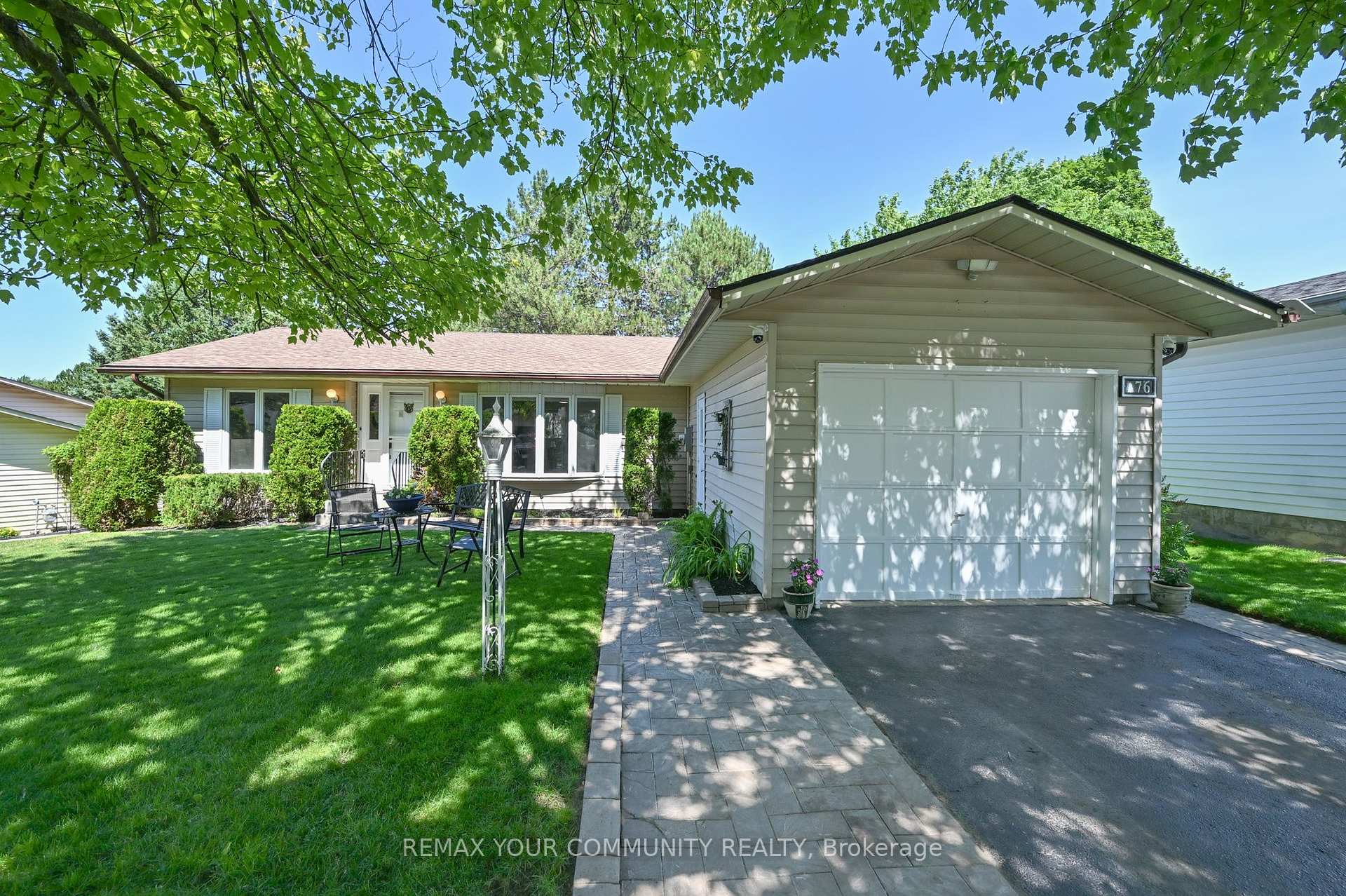 Photo 3 of 76 Tecumseth Pines Drive, New Tecumseth, Rural New Tecumseth — HOMEH