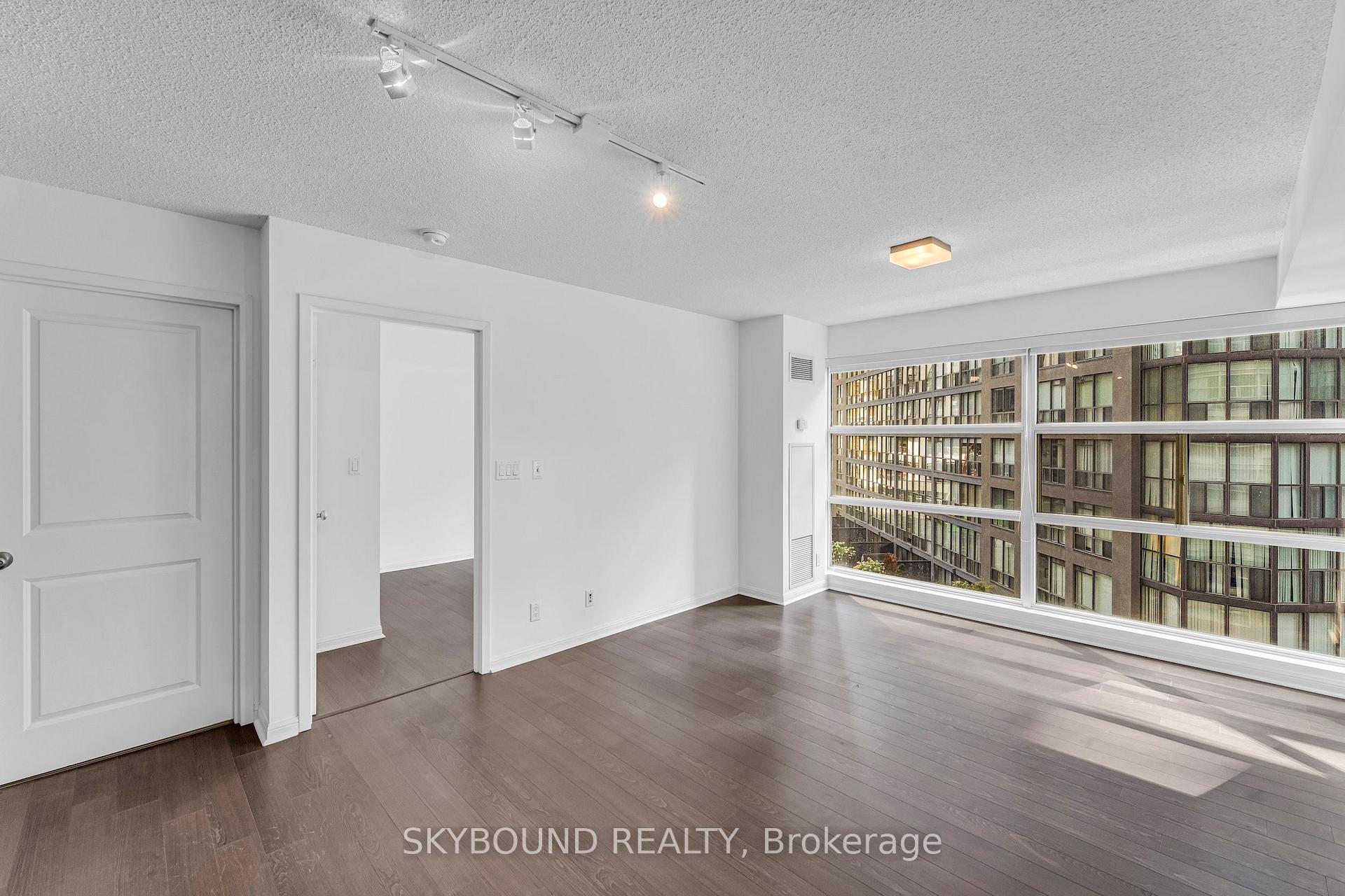 Photo 14 of Unit 505, 11 St Joseph Street, Toronto, Bay Street Corridor — HOMEH