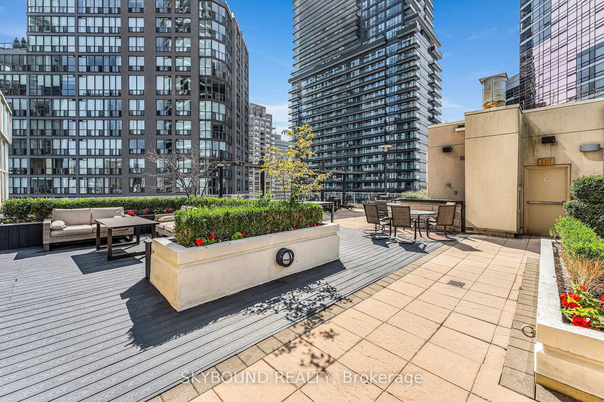 Photo 26 of Unit 505, 11 St Joseph Street, Toronto, Bay Street Corridor — HOMEH