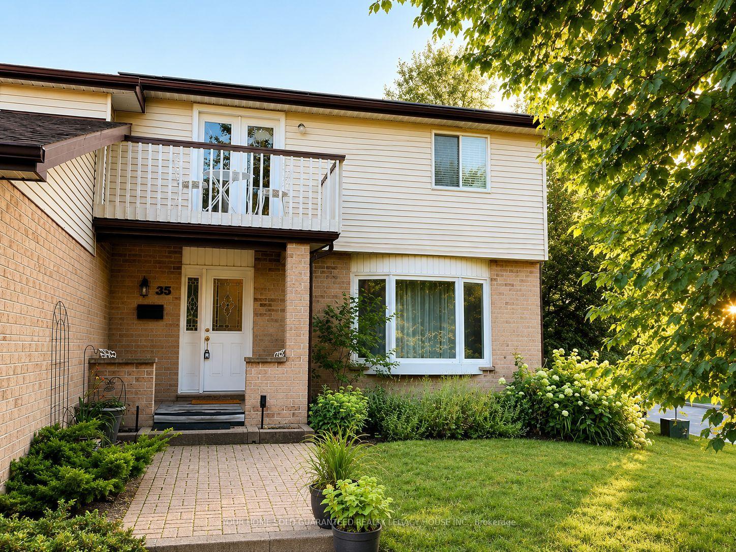 Photo 4 of 35 Glenridge Road, Barrie, Allandale Heights — HOMEH