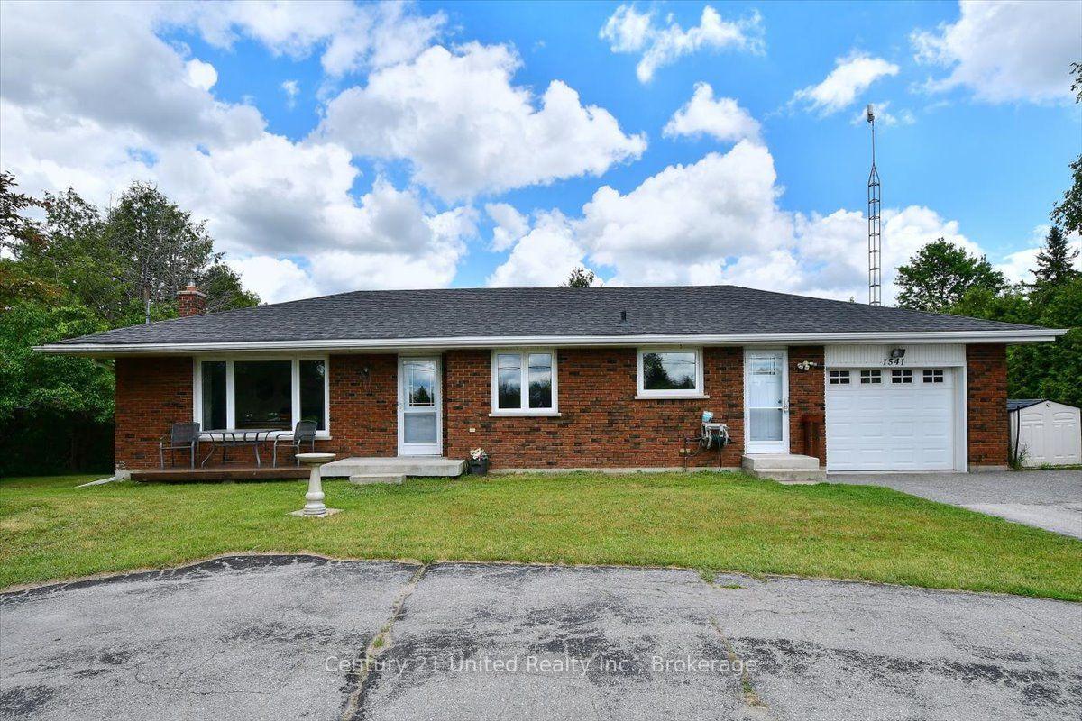 Photo 3 of 1541 County Road 4, Douro-Dummer — HOMEH