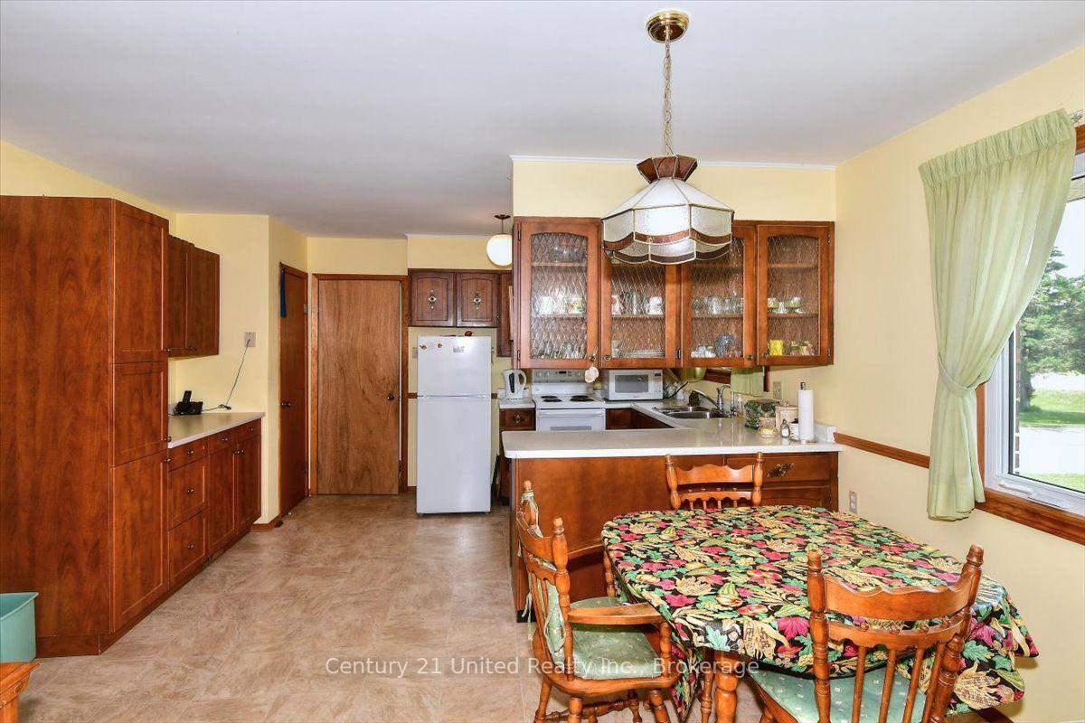 Photo 9 of 1541 County Road 4, Douro-Dummer — HOMEH