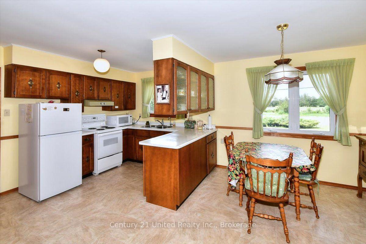 Photo 10 of 1541 County Road 4, Douro-Dummer — HOMEH