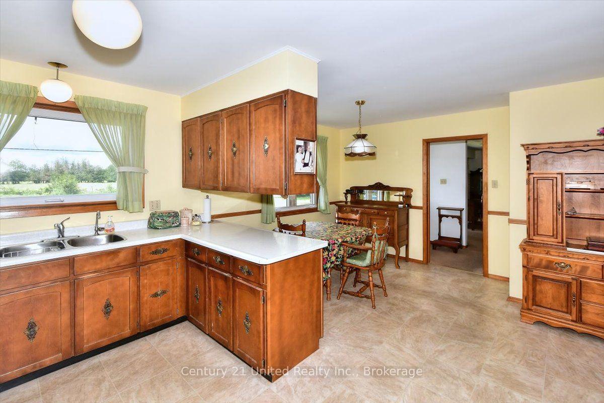 Photo 11 of 1541 County Road 4, Douro-Dummer — HOMEH