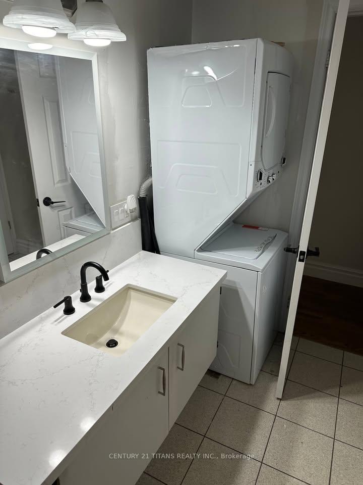 Photo 7 of 30 Clements Road E, Ajax, South East — HOMEH