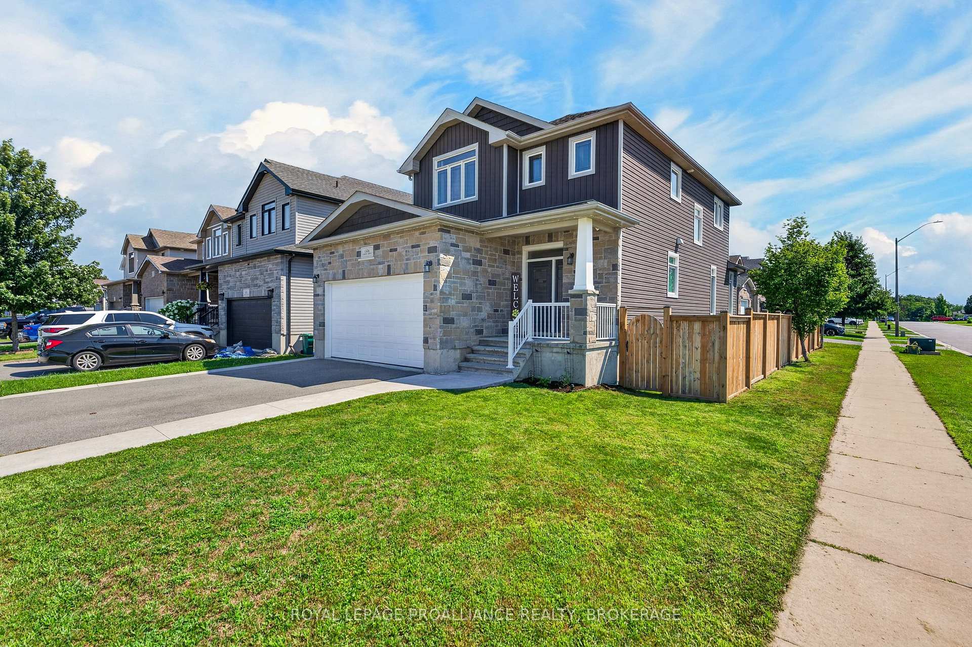 Photo 1 of 1526 Albany Drive, Kingston, City Northwest — HOMEH