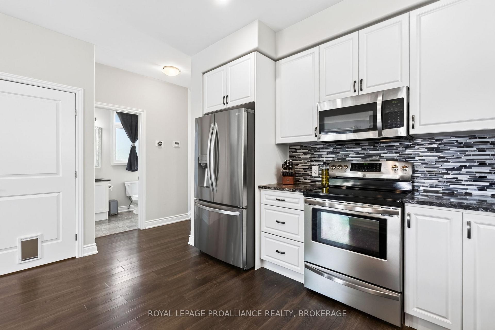 Photo 11 of 1526 Albany Drive, Kingston, City Northwest — HOMEH