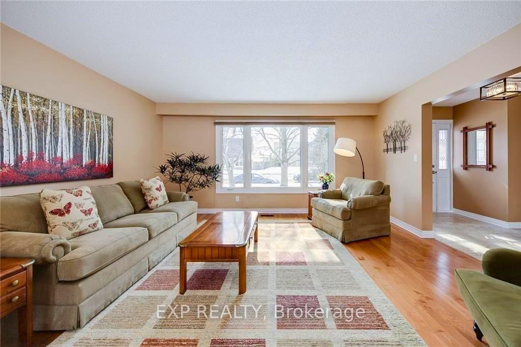Photo 3 of 113 Oren Boulevard, Barrie, Sunnidale — HOMEH