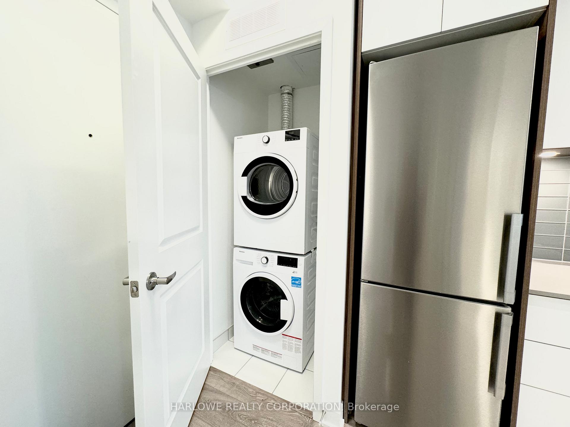Photo 10 of Unit 821, 543 Richmond Street W, Toronto, Waterfront Communities — HOMEH
