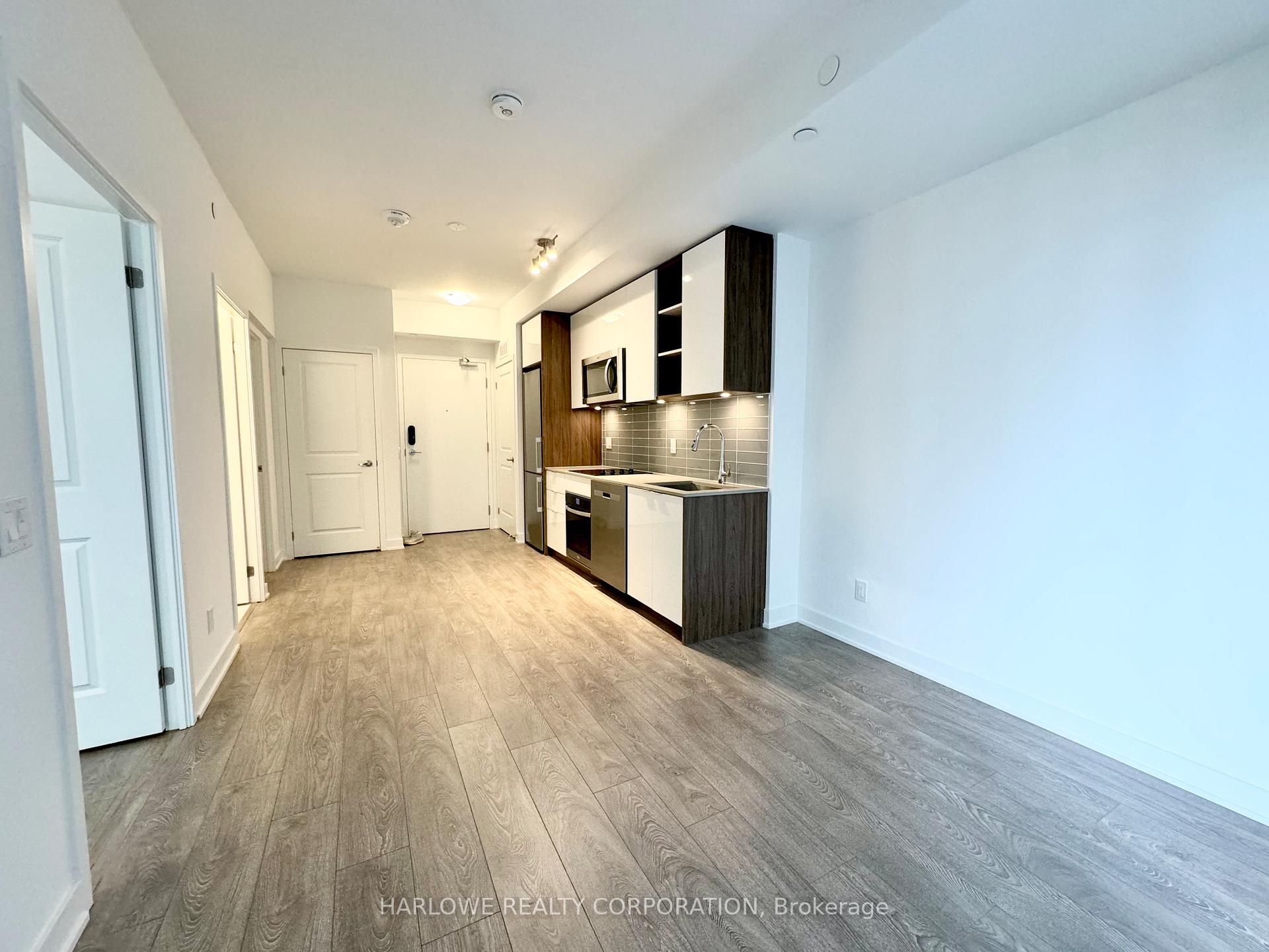 Photo 14 of Unit 821, 543 Richmond Street W, Toronto, Waterfront Communities — HOMEH