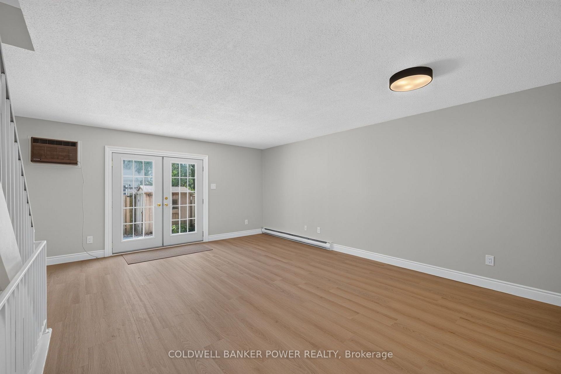 Photo 16 of 112 Monmore Road, London, North F — HOMEH
