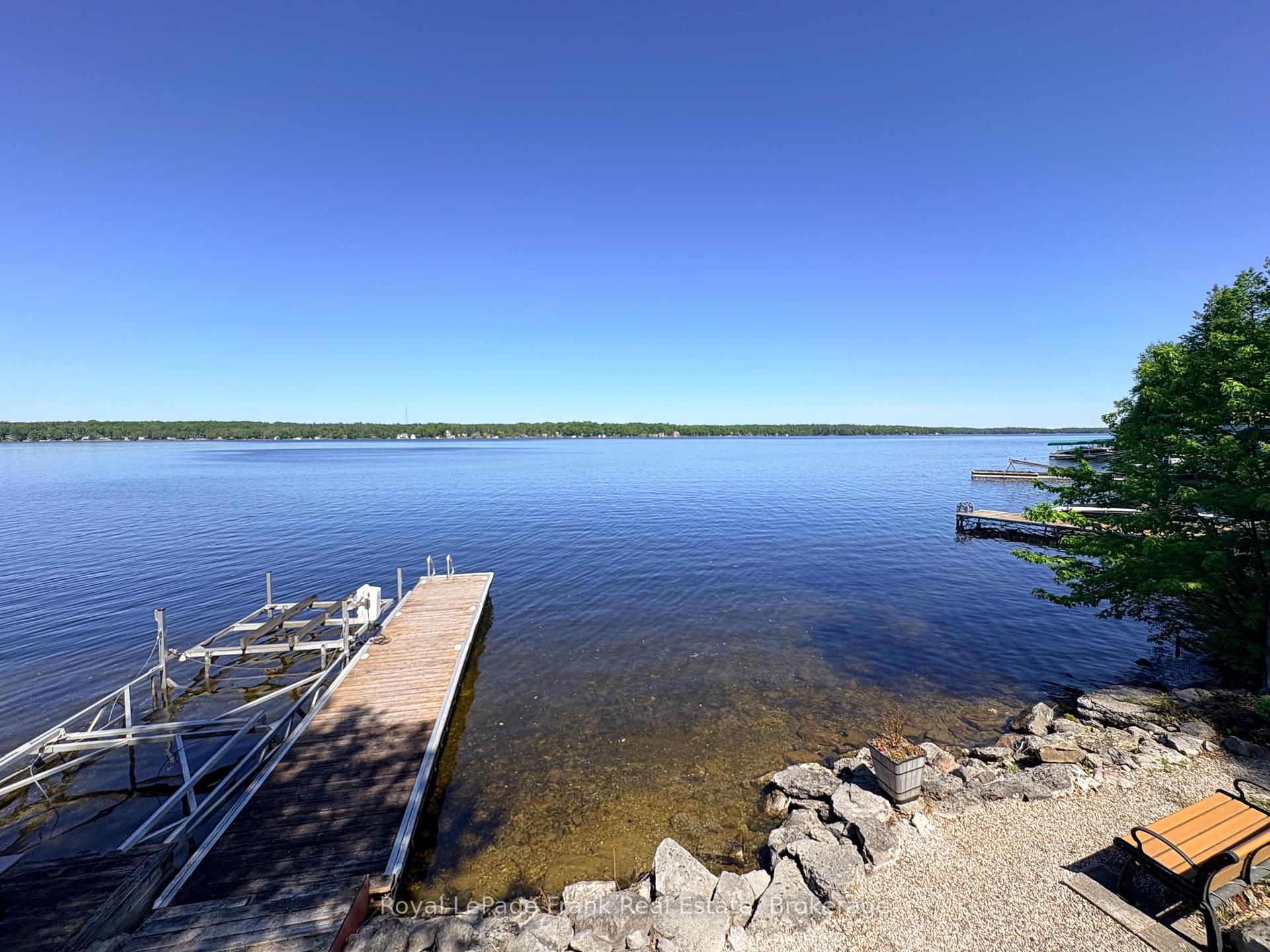 Photo 2 of 944 Birchcliff Drive, Douro-Dummer — HOMEH