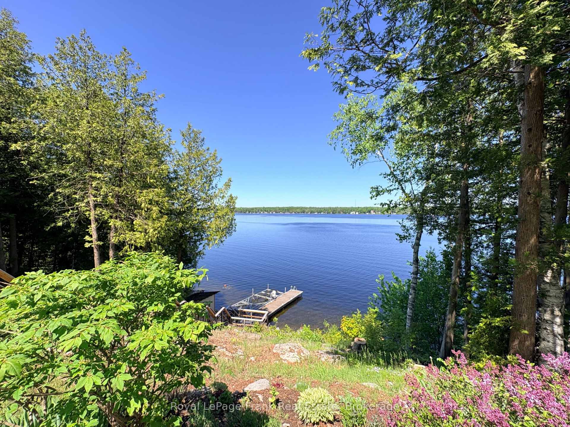 Photo 7 of 944 Birchcliff Drive, Douro-Dummer — HOMEH