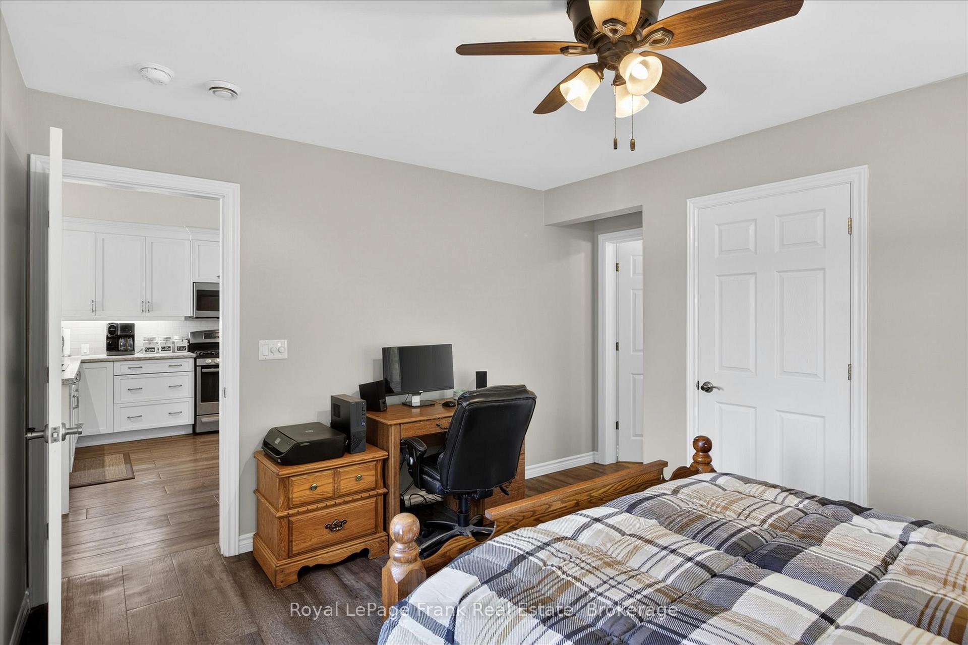 Photo 25 of 944 Birchcliff Drive, Douro-Dummer — HOMEH