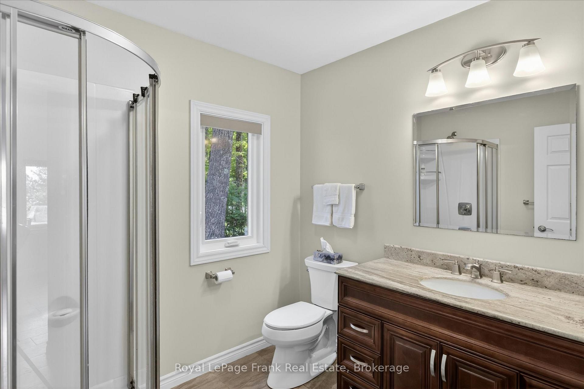 Photo 26 of 944 Birchcliff Drive, Douro-Dummer — HOMEH