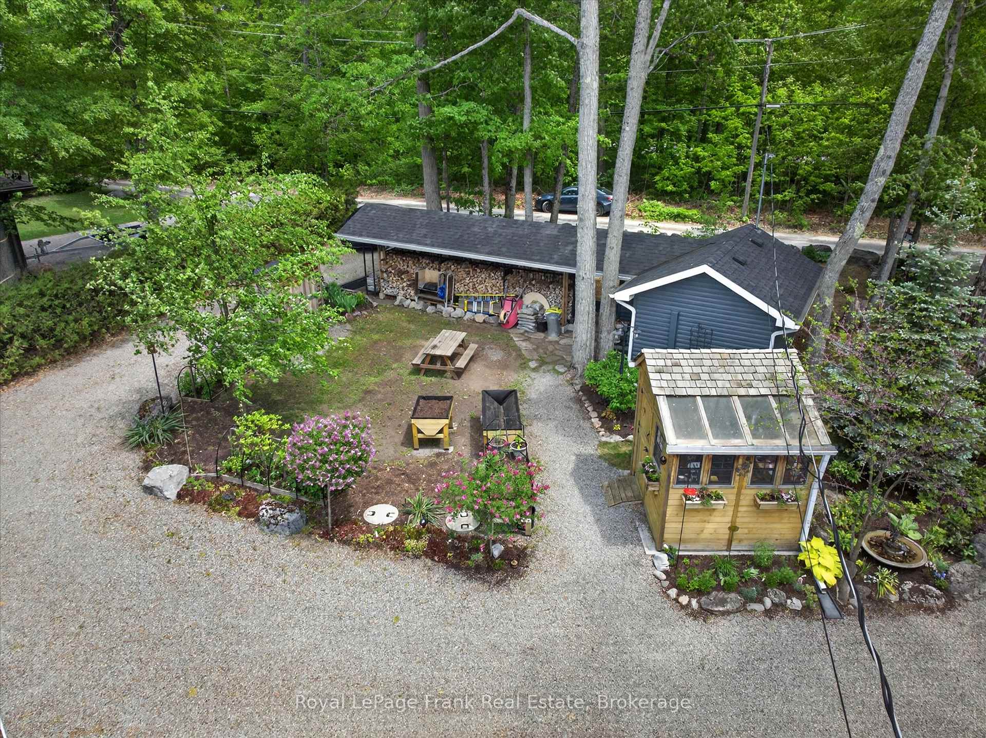 Photo 39 of 944 Birchcliff Drive, Douro-Dummer — HOMEH