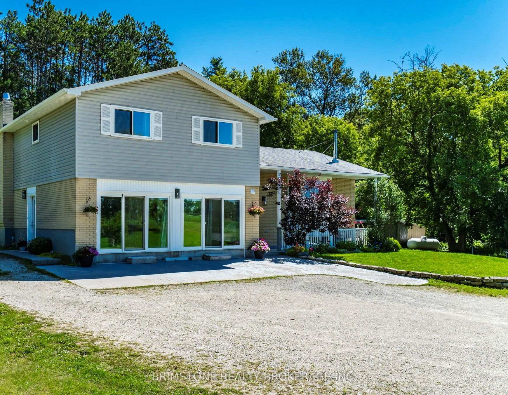Photo 5 of 8231 56 County Road, Essa, Rural Essa — HOMEH