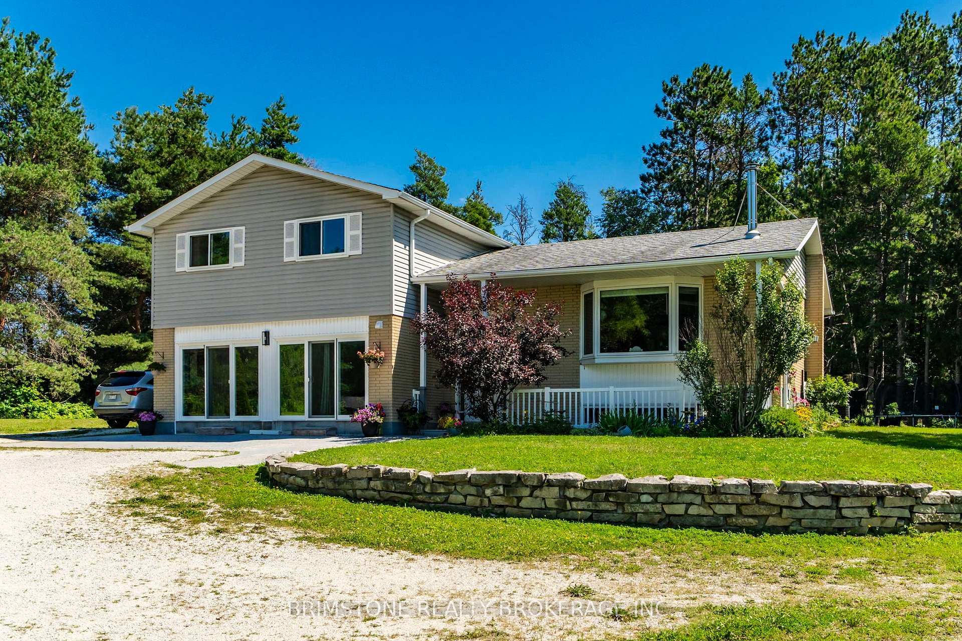 Photo 7 of 8231 56 County Road, Essa, Rural Essa — HOMEH