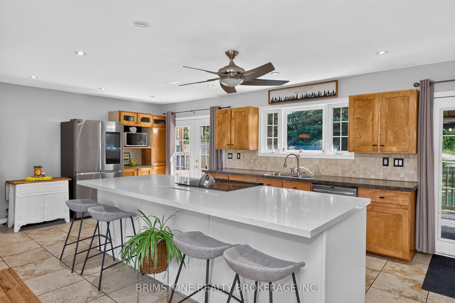 Photo 8 of 8231 56 County Road, Essa, Rural Essa — HOMEH