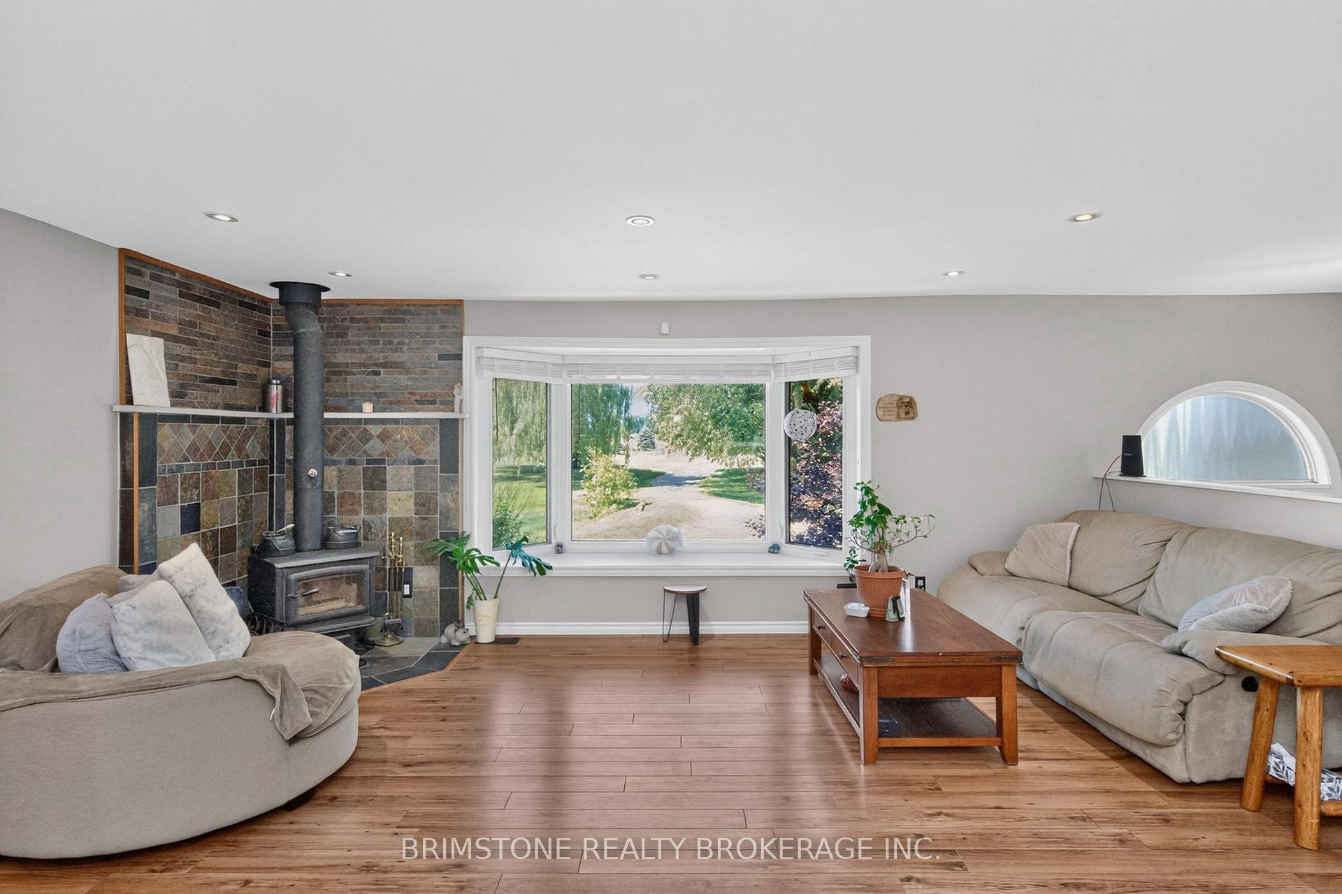 Photo 14 of 8231 56 County Road, Essa, Rural Essa — HOMEH