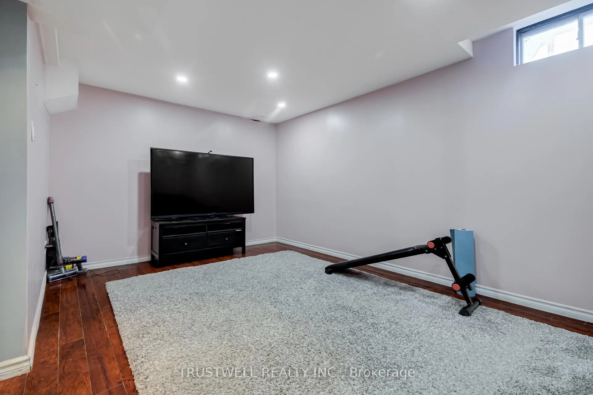Photo 24 of 135 Laird Drive, Markham, Middlefield — HOMEH