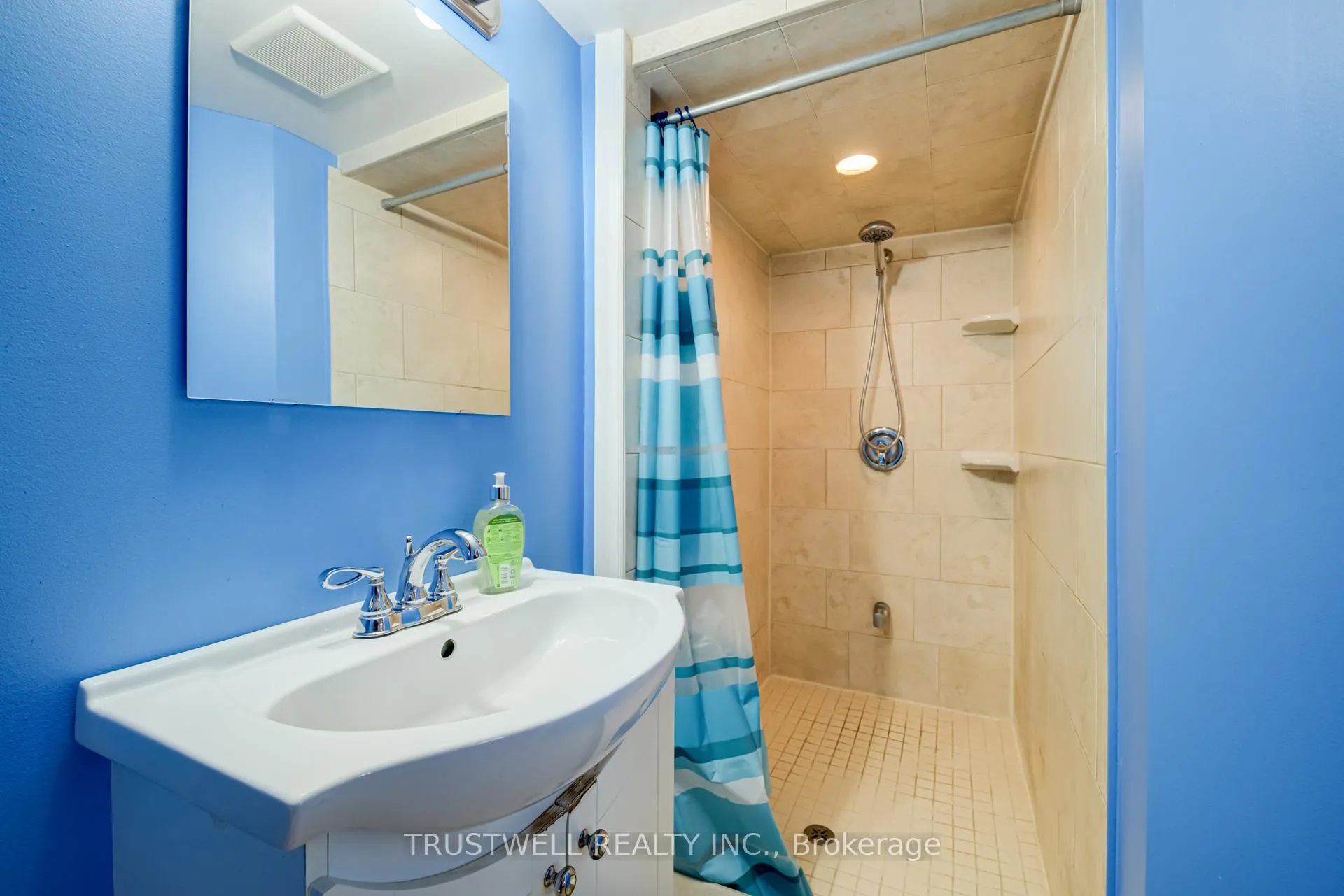 Photo 28 of 135 Laird Drive, Markham, Middlefield — HOMEH