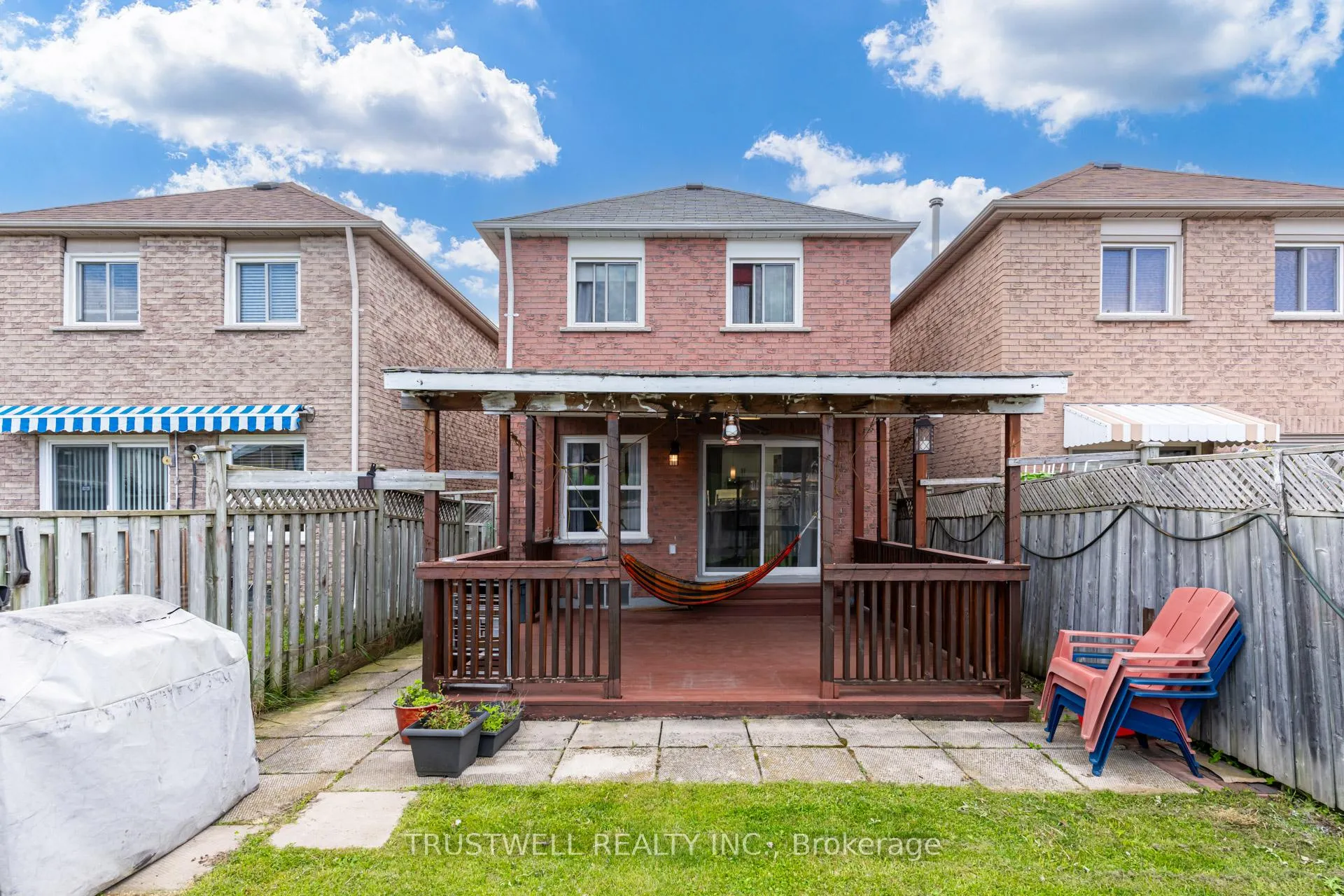 Photo 33 of 135 Laird Drive, Markham, Middlefield — HOMEH