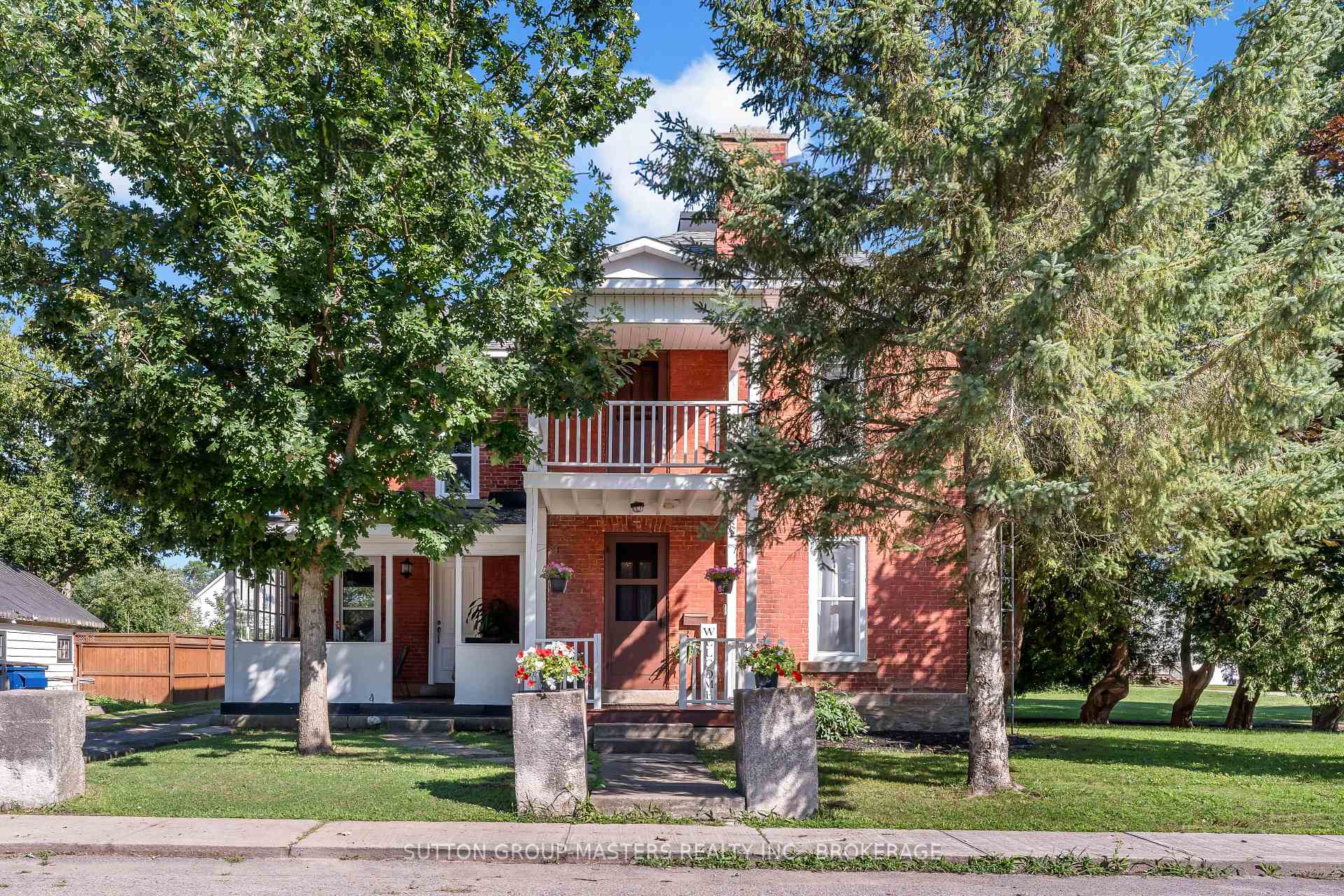 Photo of 14 Wiltse Street E