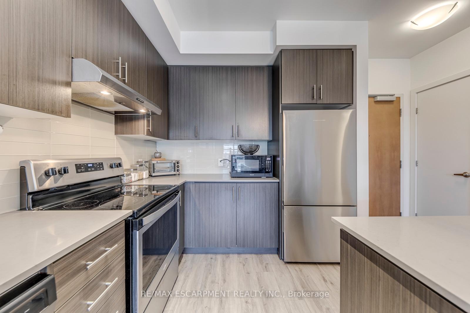 Photo 16 of Unit 303, 320 Plains Road E, Burlington, LaSalle — HOMEH