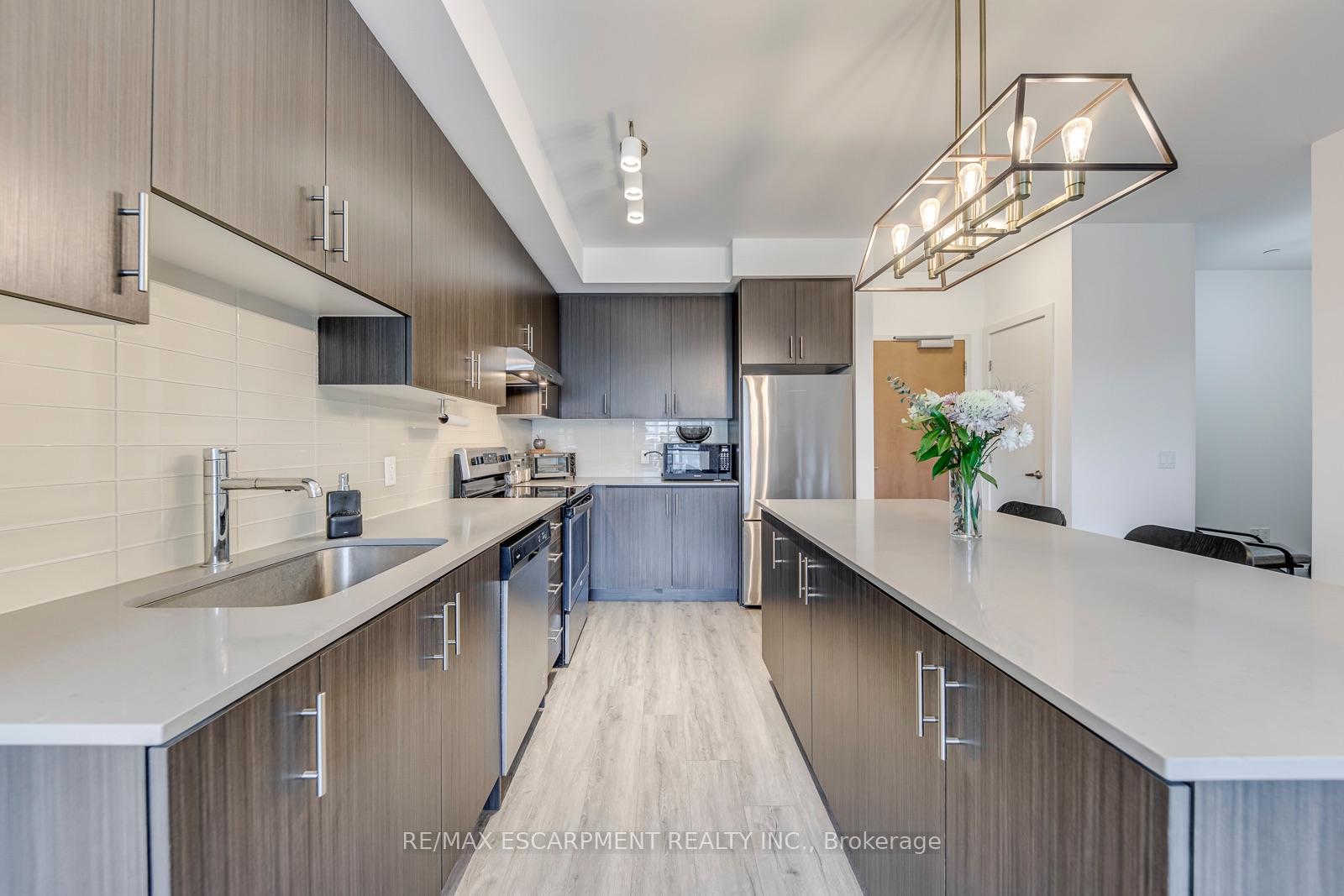Photo 18 of Unit 303, 320 Plains Road E, Burlington, LaSalle — HOMEH