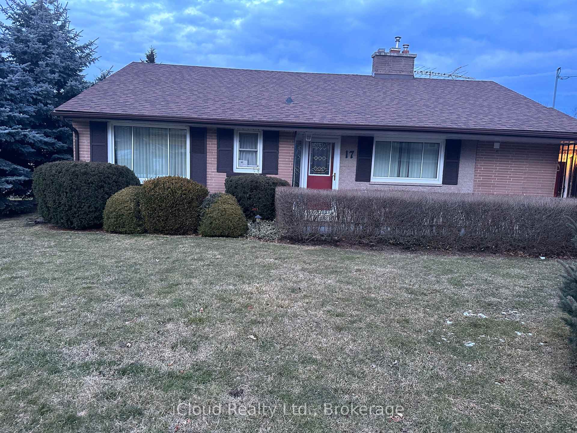 Photo 1 of Unit Main, 17 Sora Drive, Mississauga, Streetsville — HOMEH