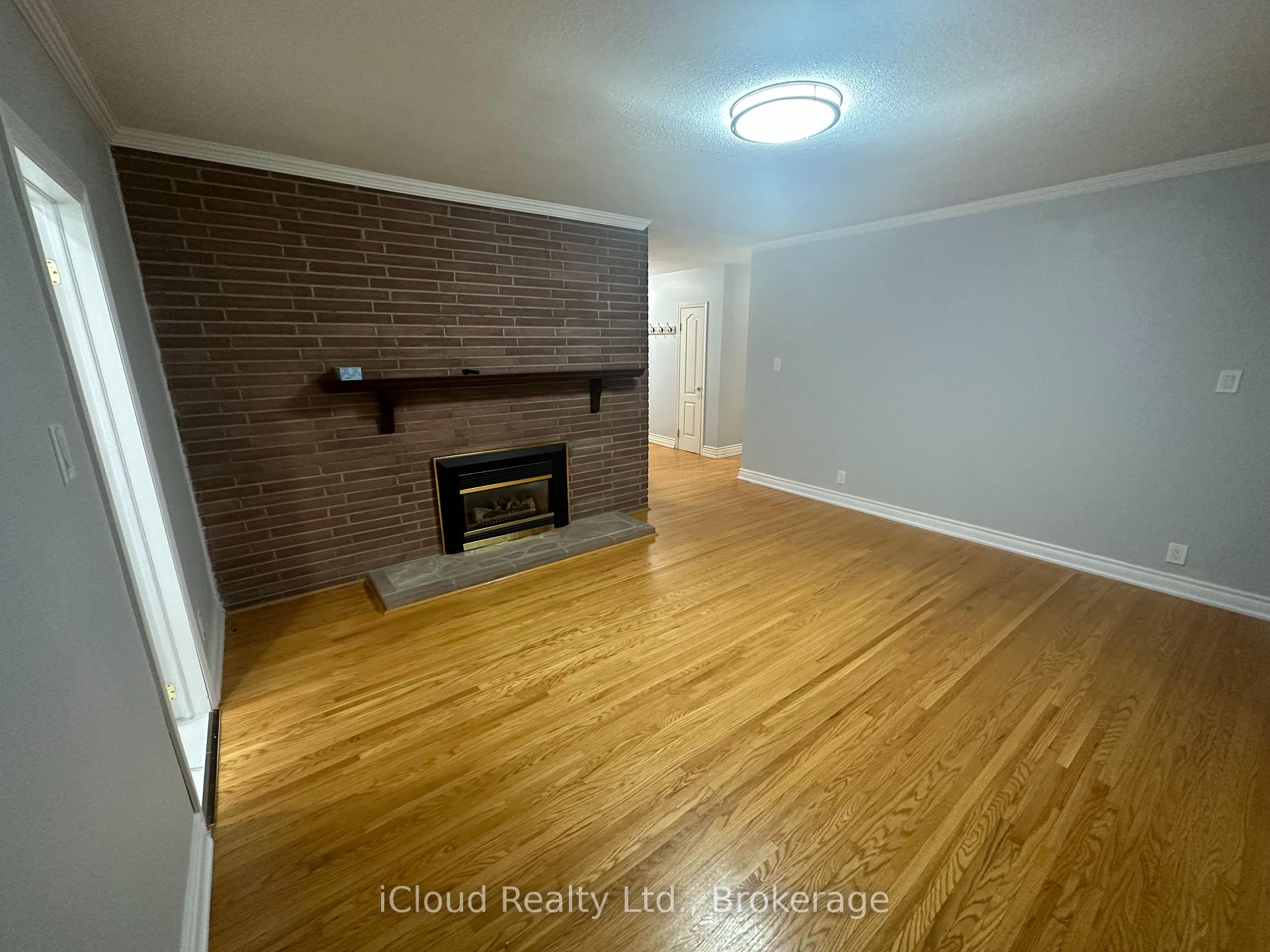 Photo 16 of Unit Main, 17 Sora Drive, Mississauga, Streetsville — HOMEH