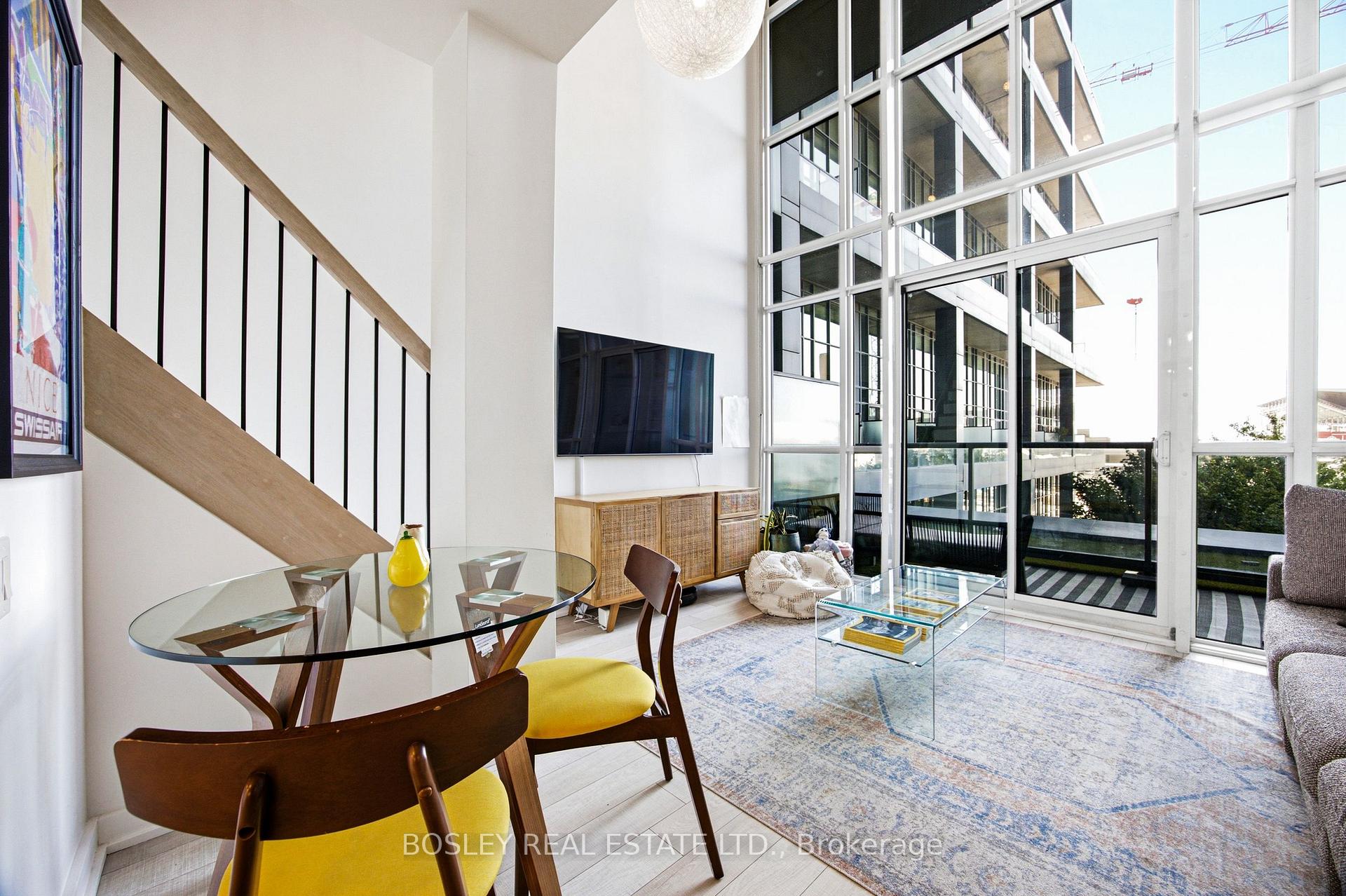 Photo 10 of Unit 302, 5 Hanna Avenue, Toronto, Niagara — HOMEH