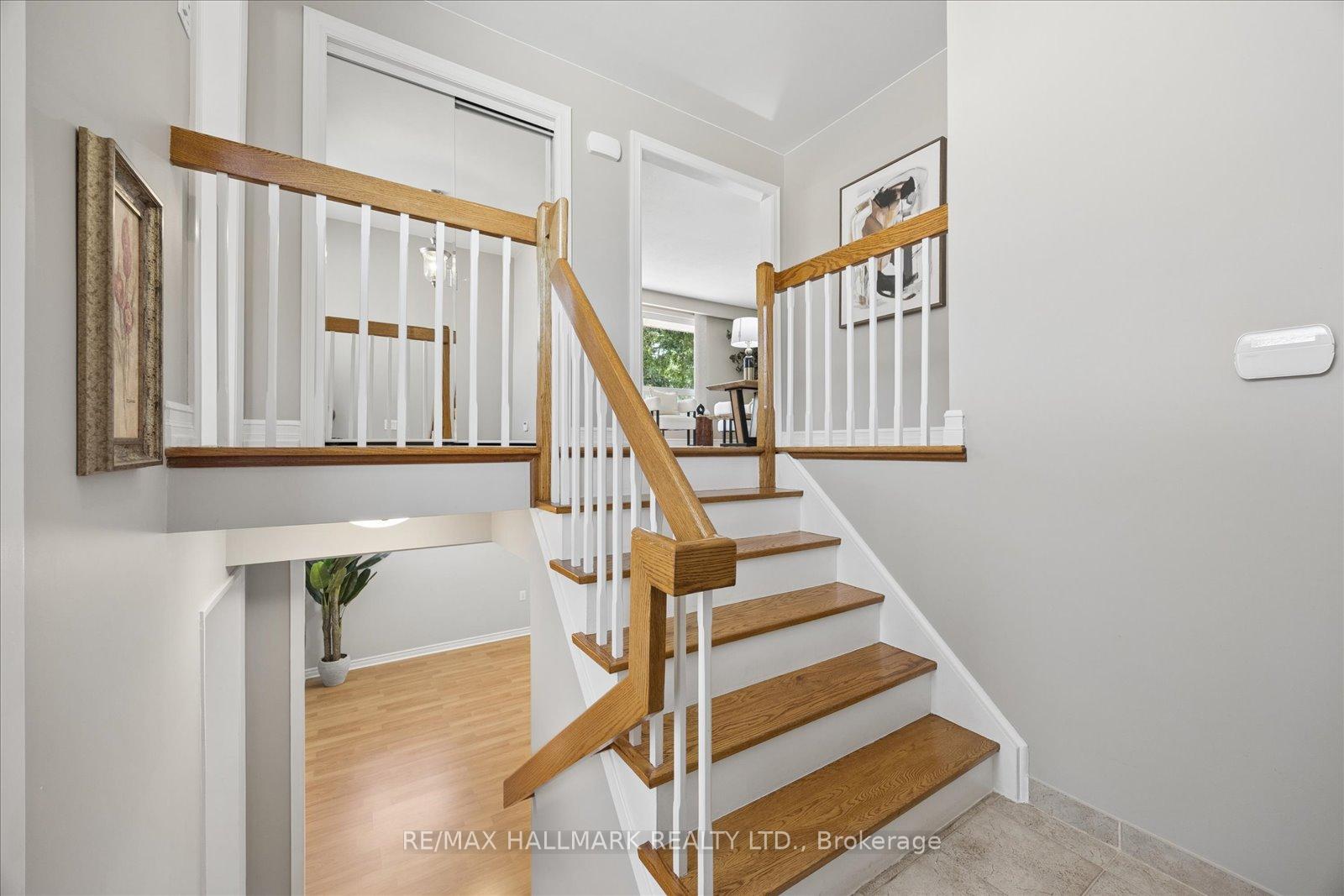 Photo 5 of 73 Fulbert Crescent, Scarborough, Agincourt South-Malvern West — HOMEH