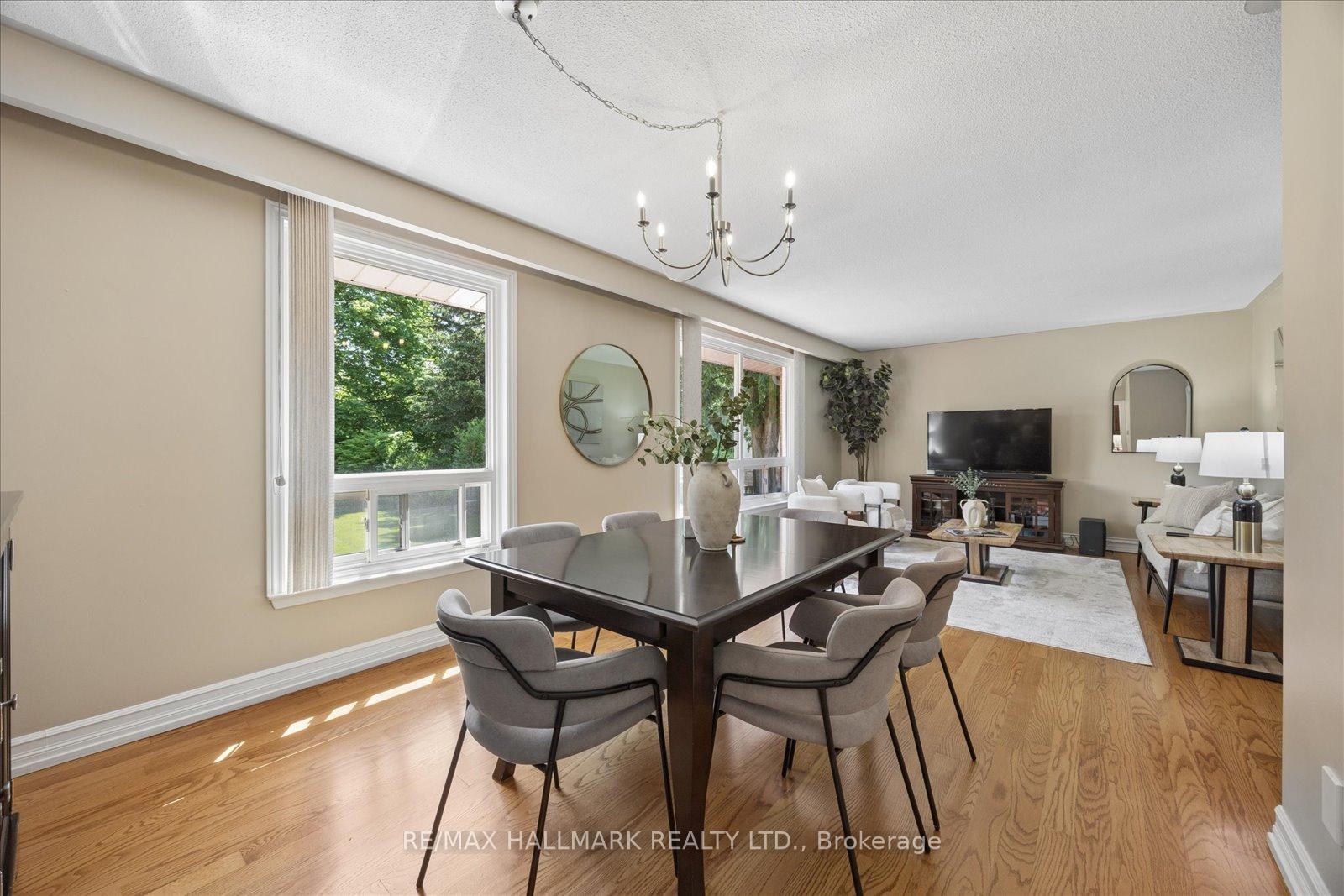 Photo 9 of 73 Fulbert Crescent, Scarborough, Agincourt South-Malvern West — HOMEH