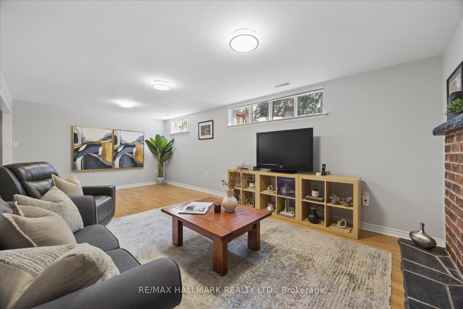 Photo 31 of 73 Fulbert Crescent, Scarborough, Agincourt South-Malvern West — HOMEH