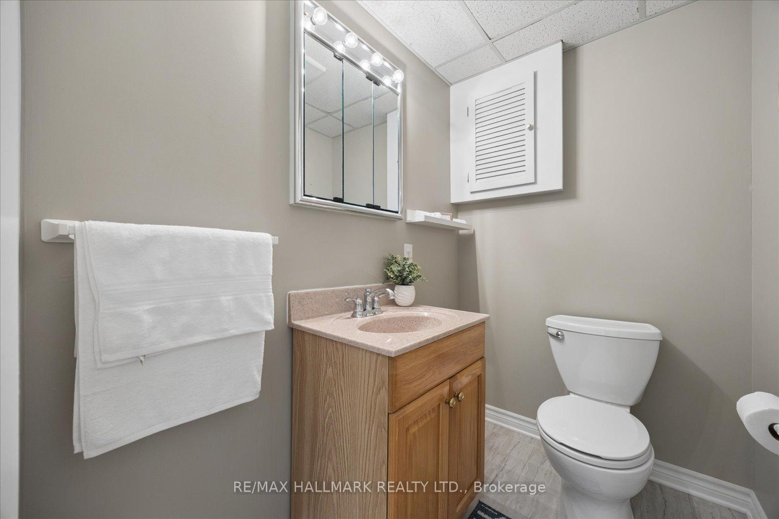 Photo 35 of 73 Fulbert Crescent, Scarborough, Agincourt South-Malvern West — HOMEH