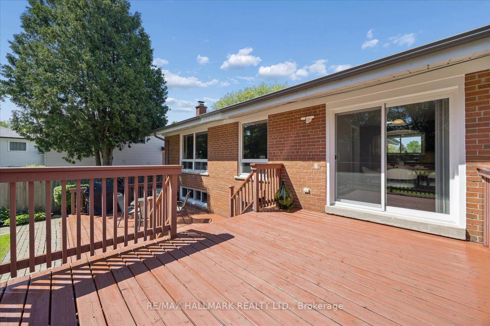 Photo 37 of 73 Fulbert Crescent, Scarborough, Agincourt South-Malvern West — HOMEH