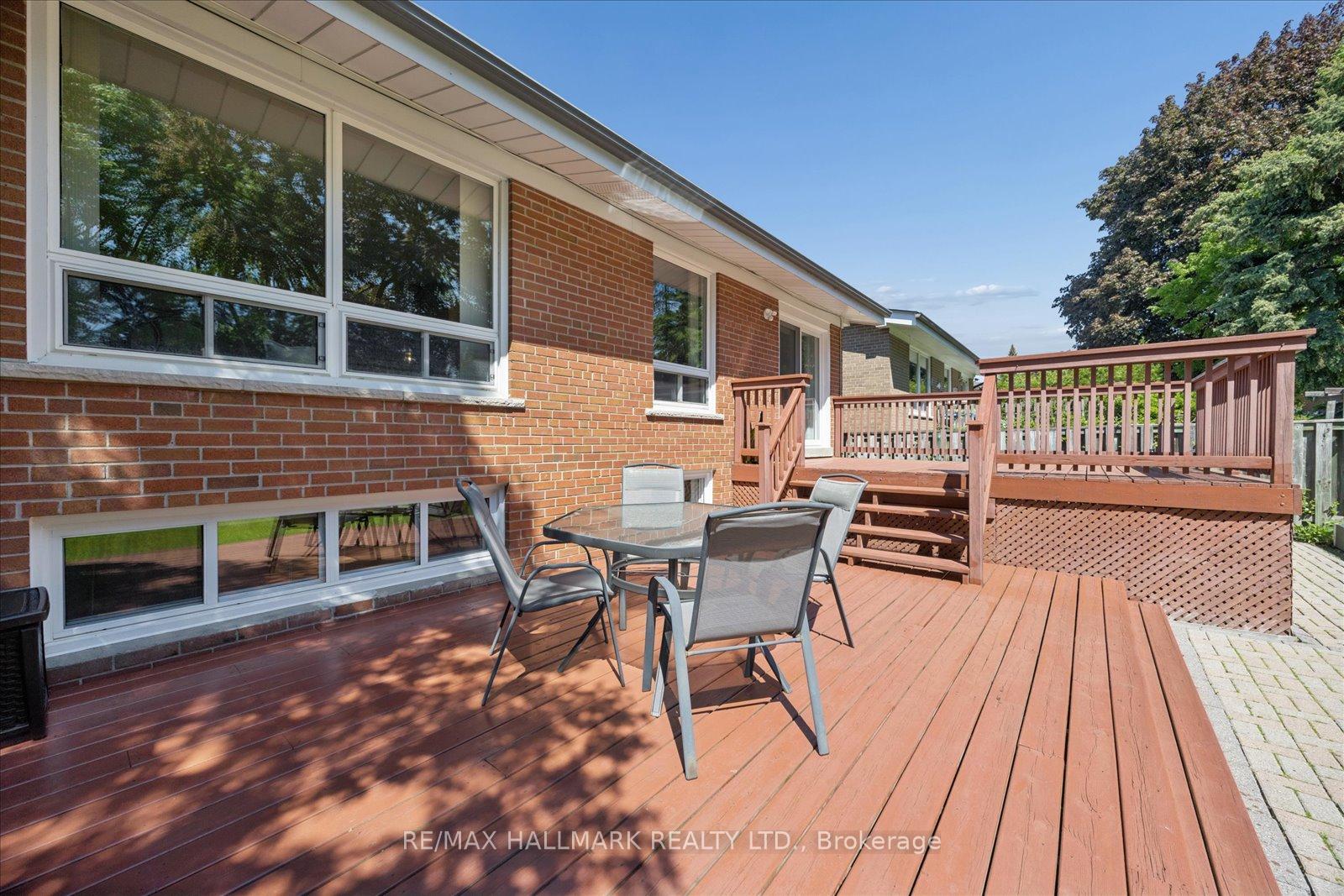Photo 41 of 73 Fulbert Crescent, Scarborough, Agincourt South-Malvern West — HOMEH