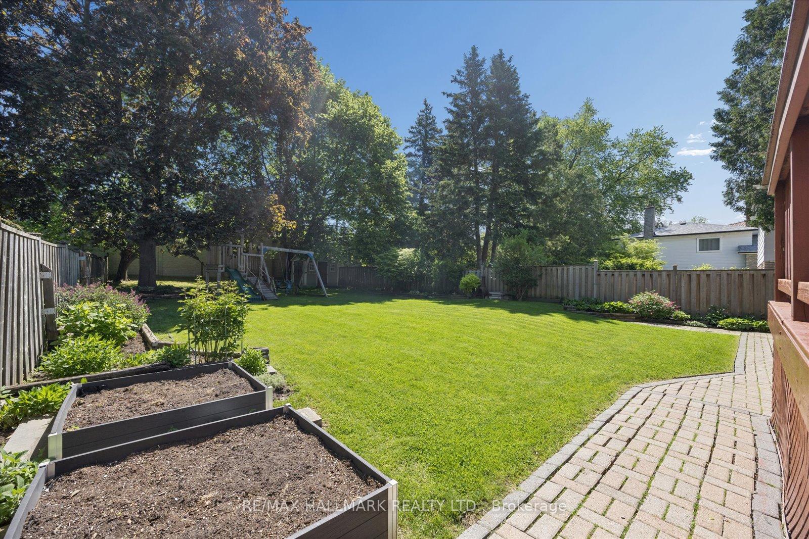 Photo 44 of 73 Fulbert Crescent, Scarborough, Agincourt South-Malvern West — HOMEH